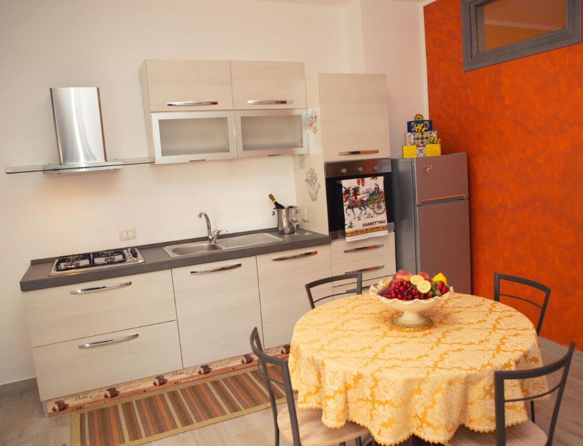 Bed and Breakfast La Trinacria à Terrasini Extérieur photo